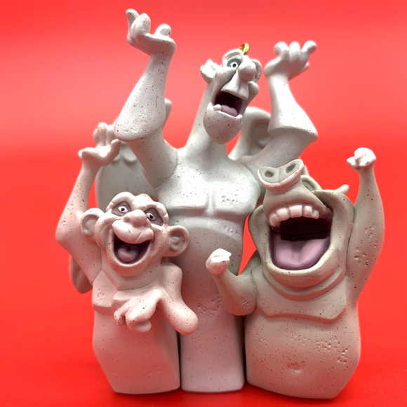 Disney Hallmark Hunchback of Notre Dame Gargoyles Christmas Ornament w/Box. EUC - Picture 12 of 17
